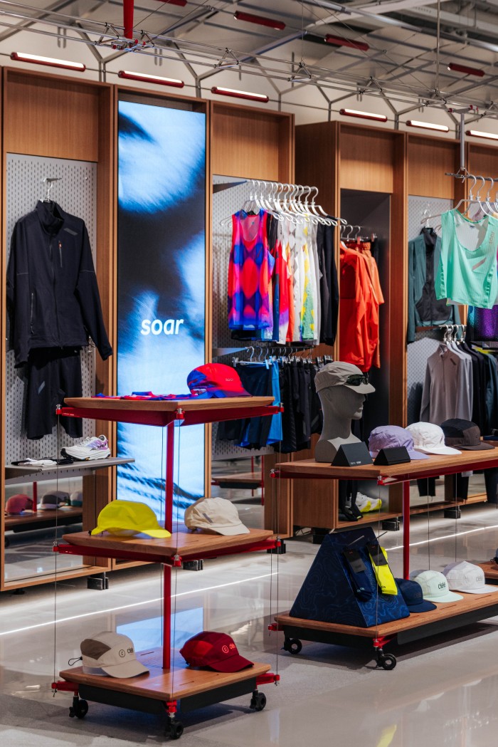 ektos 跑步概念集合店正式启幕-Supreme情报网