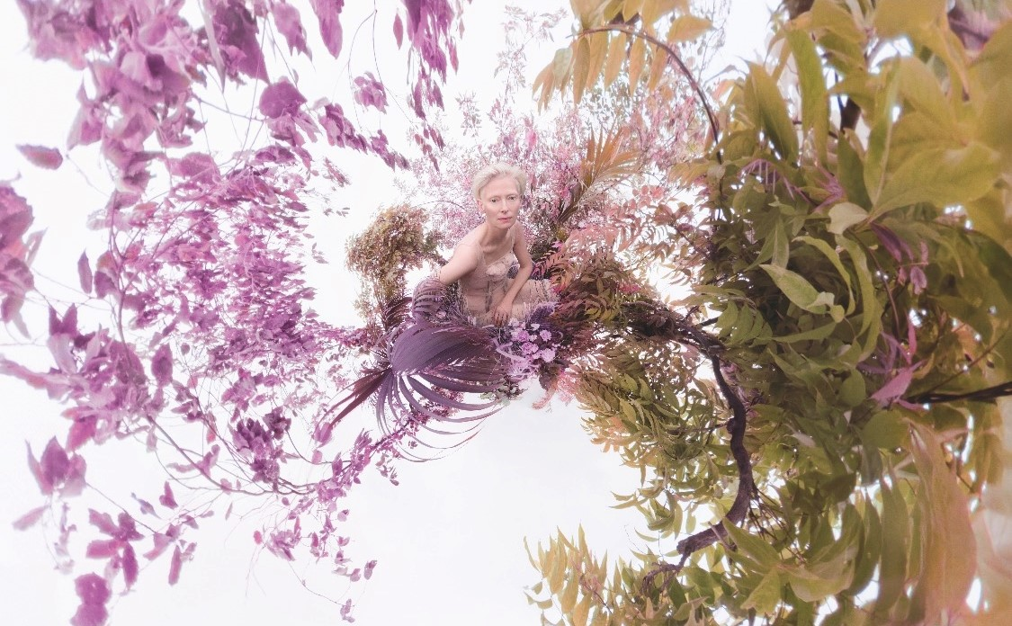 《元素》:2026倍耐力年历由SØLVE SUNDSBØ操刀,于布拉格市政之家发布-Supreme情报网