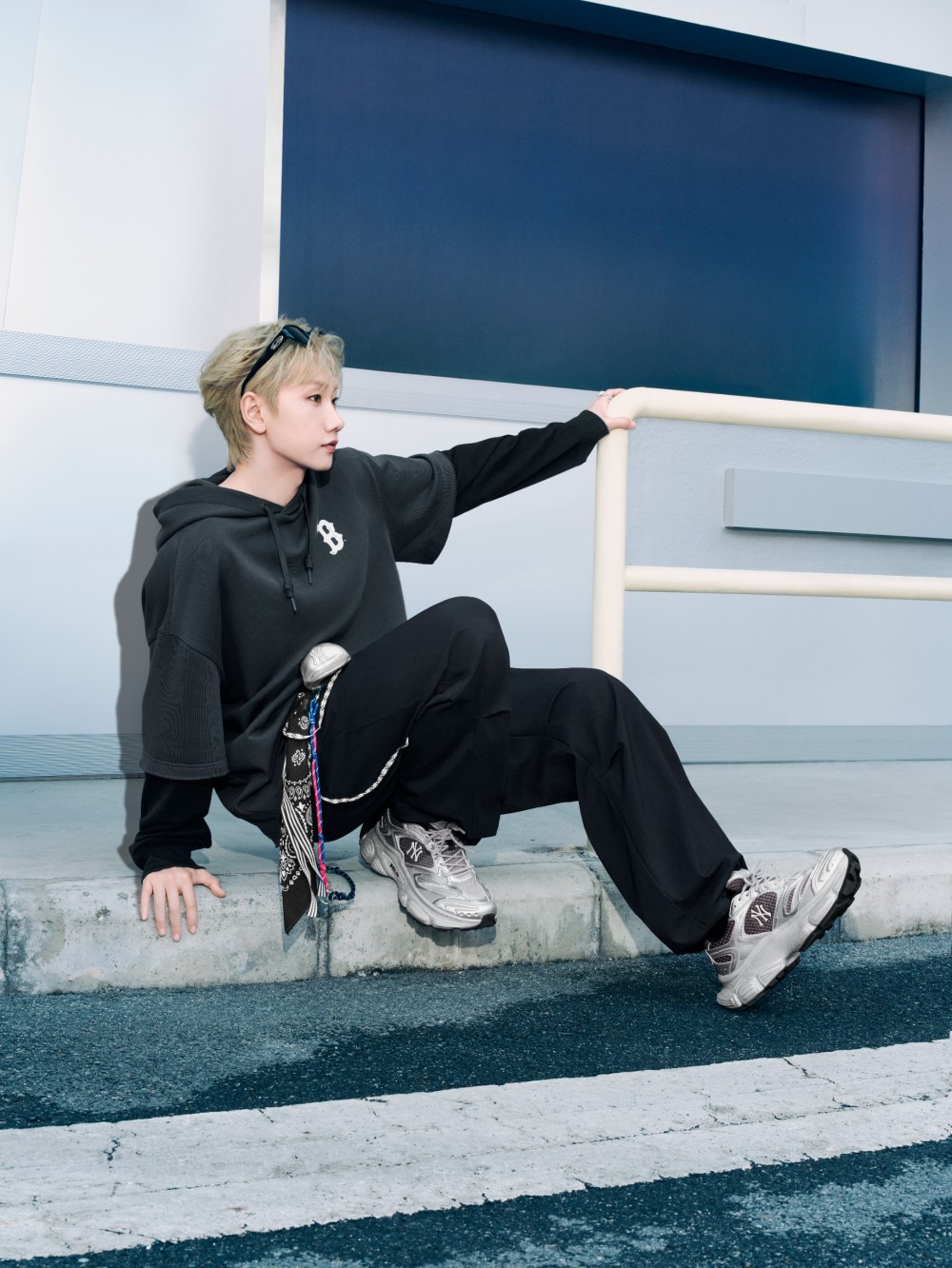 汪苏泷成为MLB潮流品牌代言人，共创街头风格新篇章-Supreme情报网