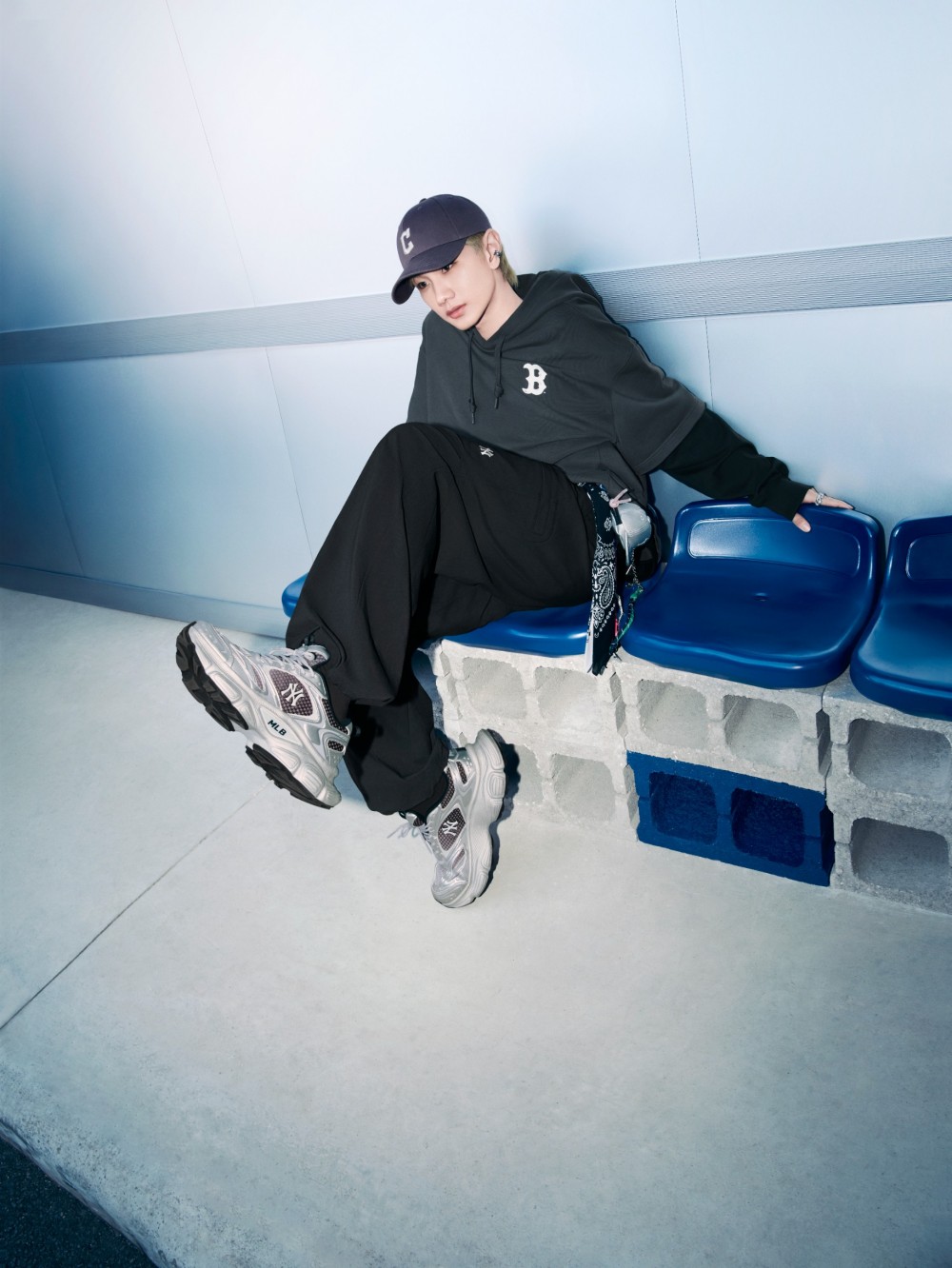 汪苏泷成为MLB潮流品牌代言人，共创街头风格新篇章-Supreme情报网