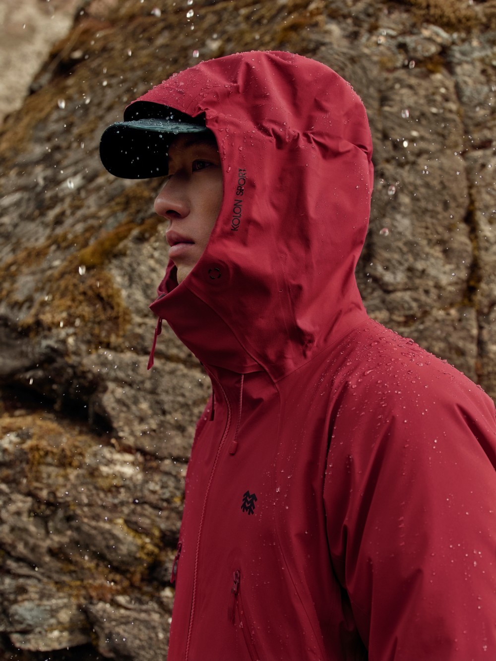 KOLON SPORT 可隆正式推出FIRRA冷杉冲锋衣-Supreme情报网