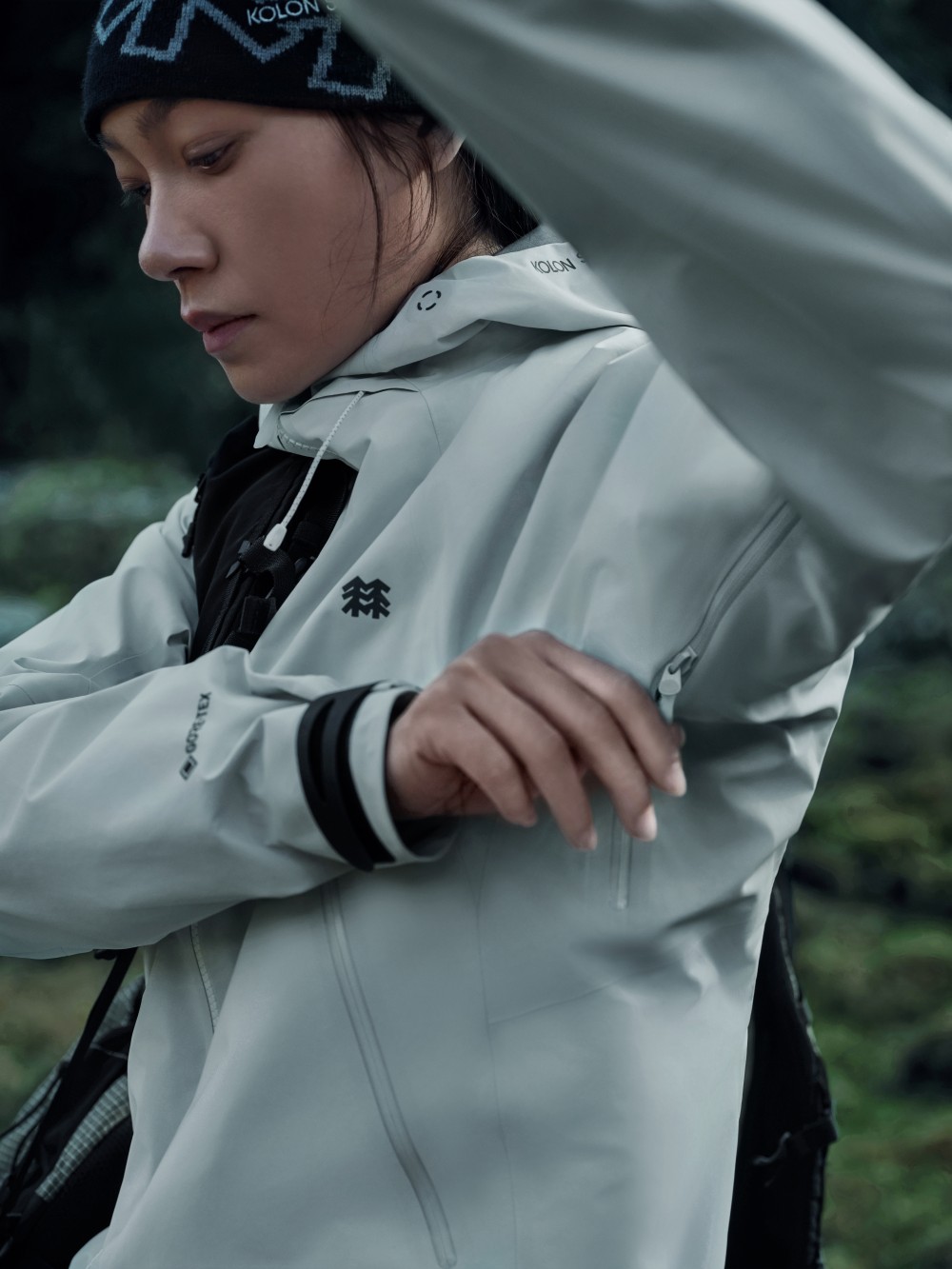 KOLON SPORT 可隆正式推出FIRRA冷杉冲锋衣-Supreme情报网