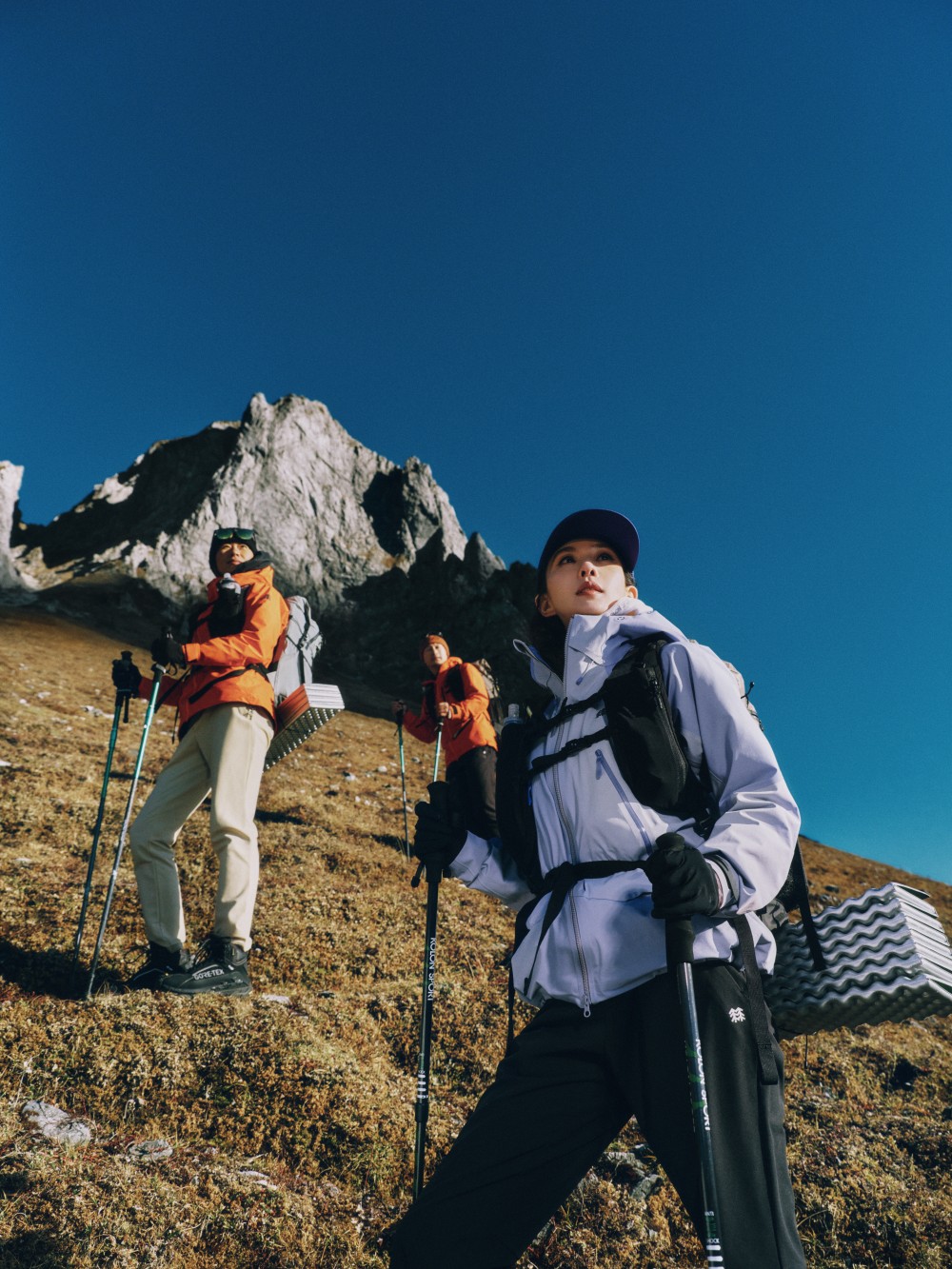 KOLON SPORT 可隆正式推出FIRRA冷杉冲锋衣-Supreme情报网