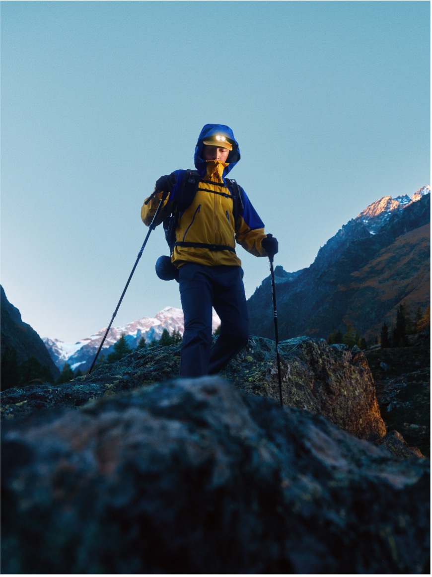 KOLON SPORT 可隆正式推出FIRRA冷杉冲锋衣-Supreme情报网