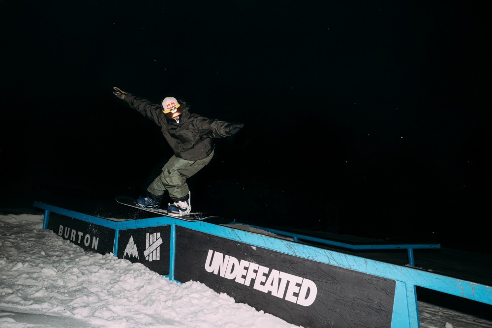 UNDEFEATED × Burton 联名系列现已发售-Supreme情报网