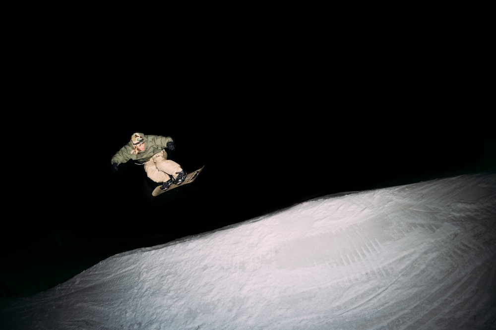 UNDEFEATED × Burton 联名系列现已发售-Supreme情报网