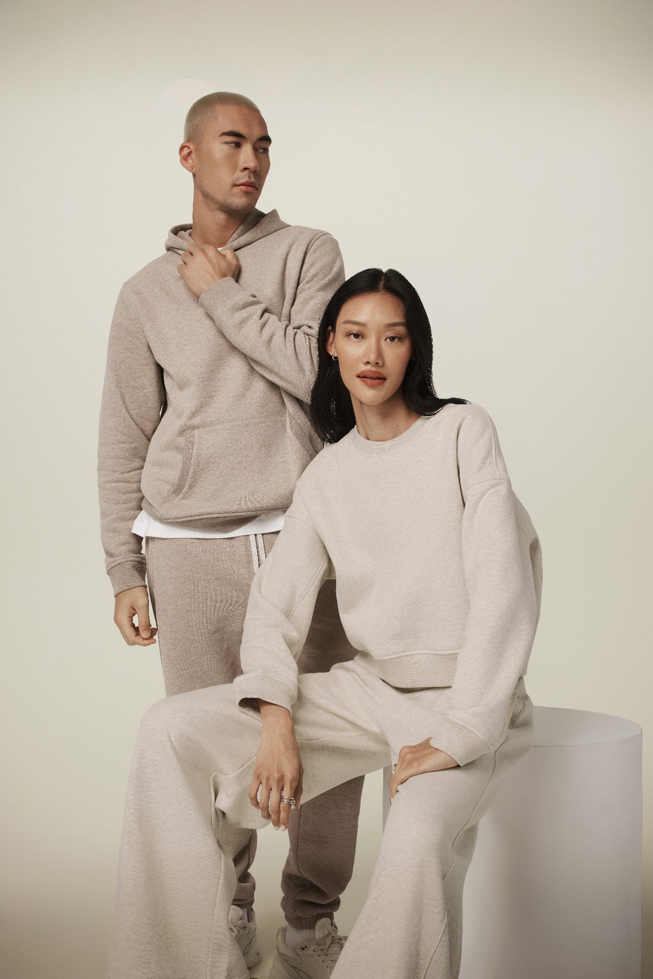 从容启幕,自在新程:Vuori 杭州首店揭幕,呈献2026农历新年系列-Supreme情报网