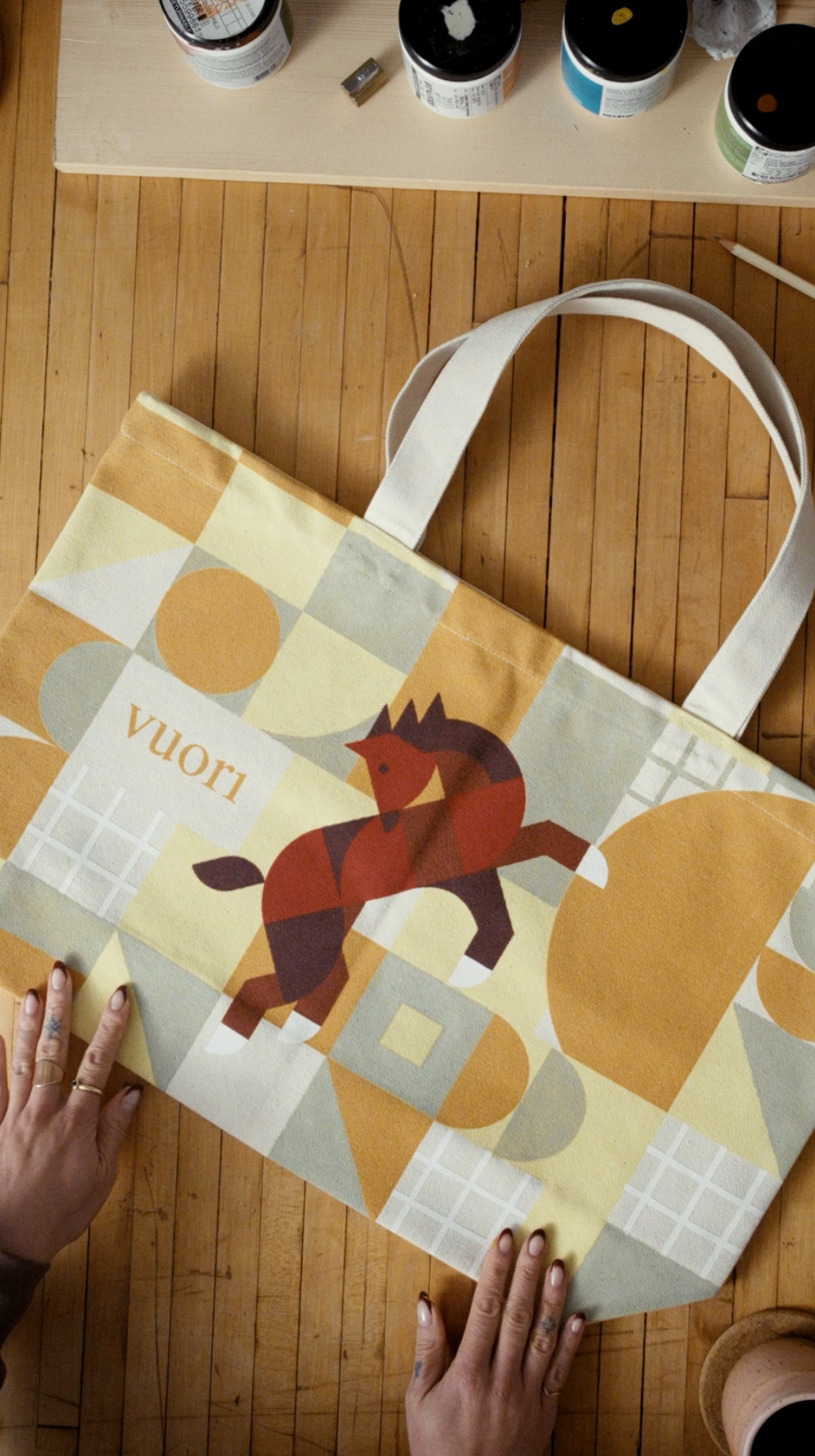 从容启幕,自在新程:Vuori 杭州首店揭幕,呈献2026农历新年系列-Supreme情报网