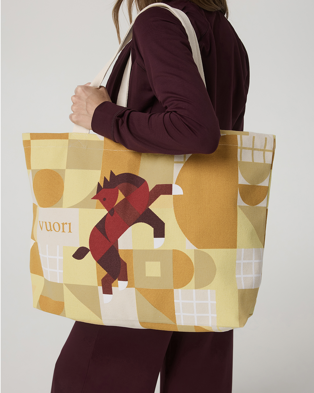 从容启幕,自在新程:Vuori 杭州首店揭幕,呈献2026农历新年系列-Supreme情报网