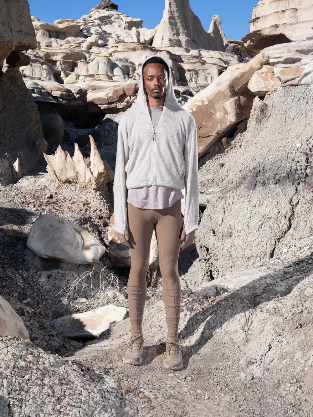 gnorda 系列正式发布 ——“通往无形,必经有形”norda 与 gnuhr 全新联名企划-Supreme情报网