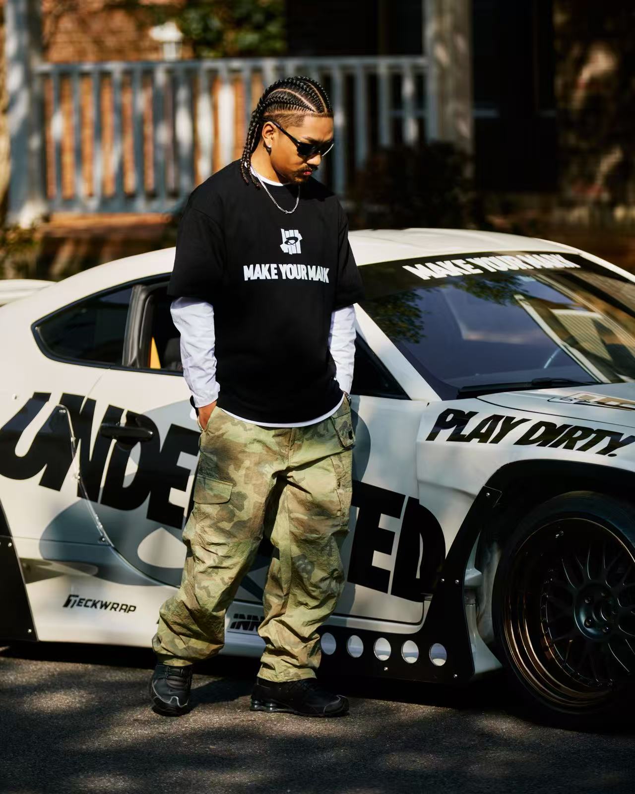 UNDEFEATED 与伦敦先锋赛车品牌 Quadrant 首度合作推出联名胶囊系列-Supreme情报网