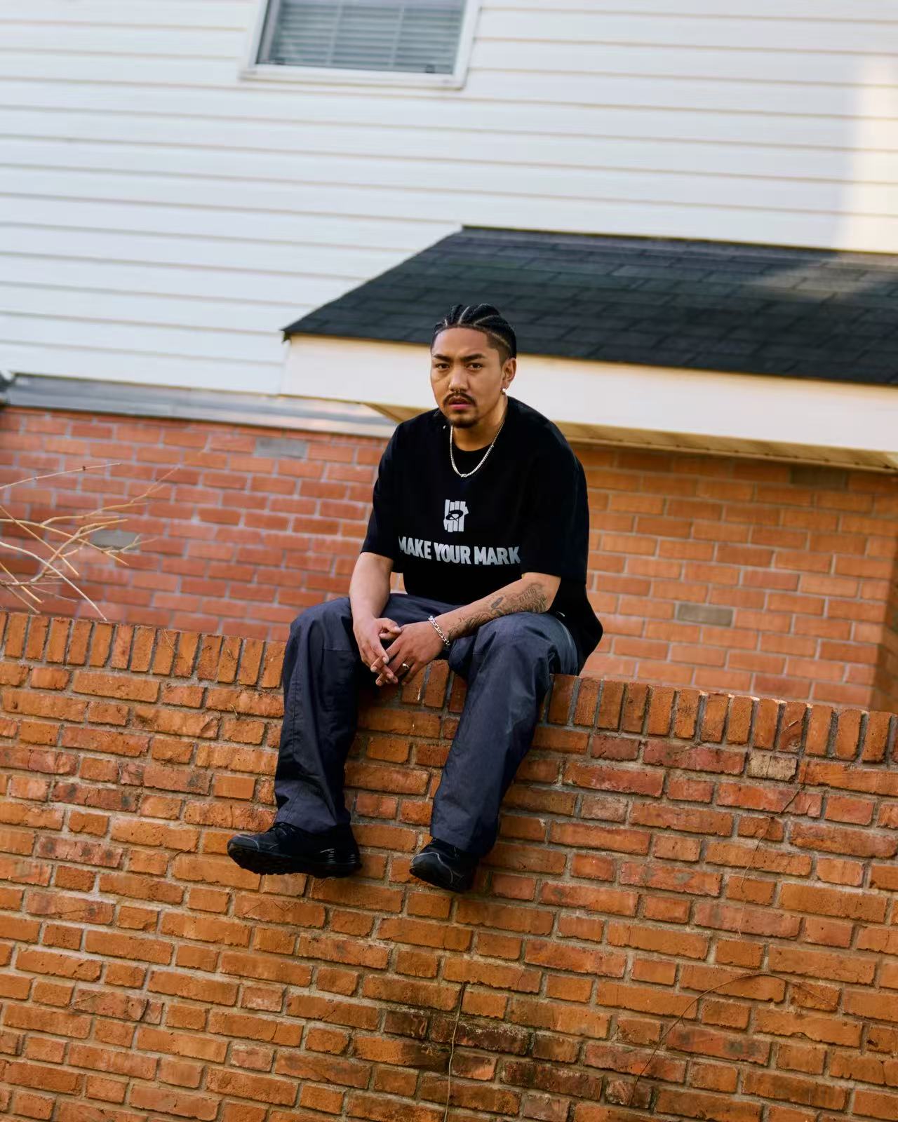 UNDEFEATED 与伦敦先锋赛车品牌 Quadrant 首度合作推出联名胶囊系列-Supreme情报网