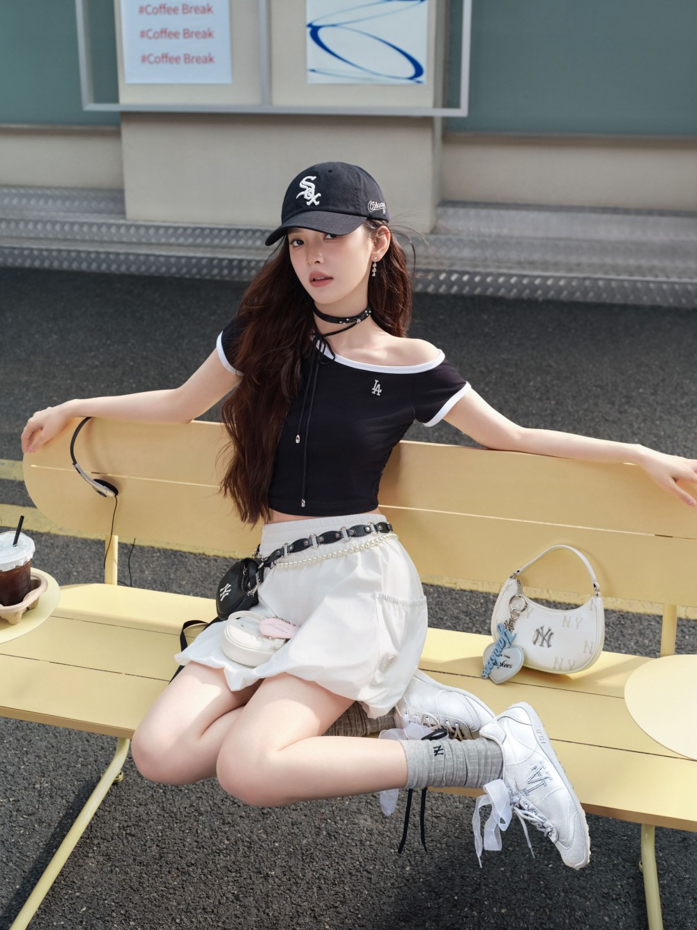 MLB品牌推出全新仙风芭蕾薄底鞋，共塑“仙风少女”甜酷新美学-Supreme情报网