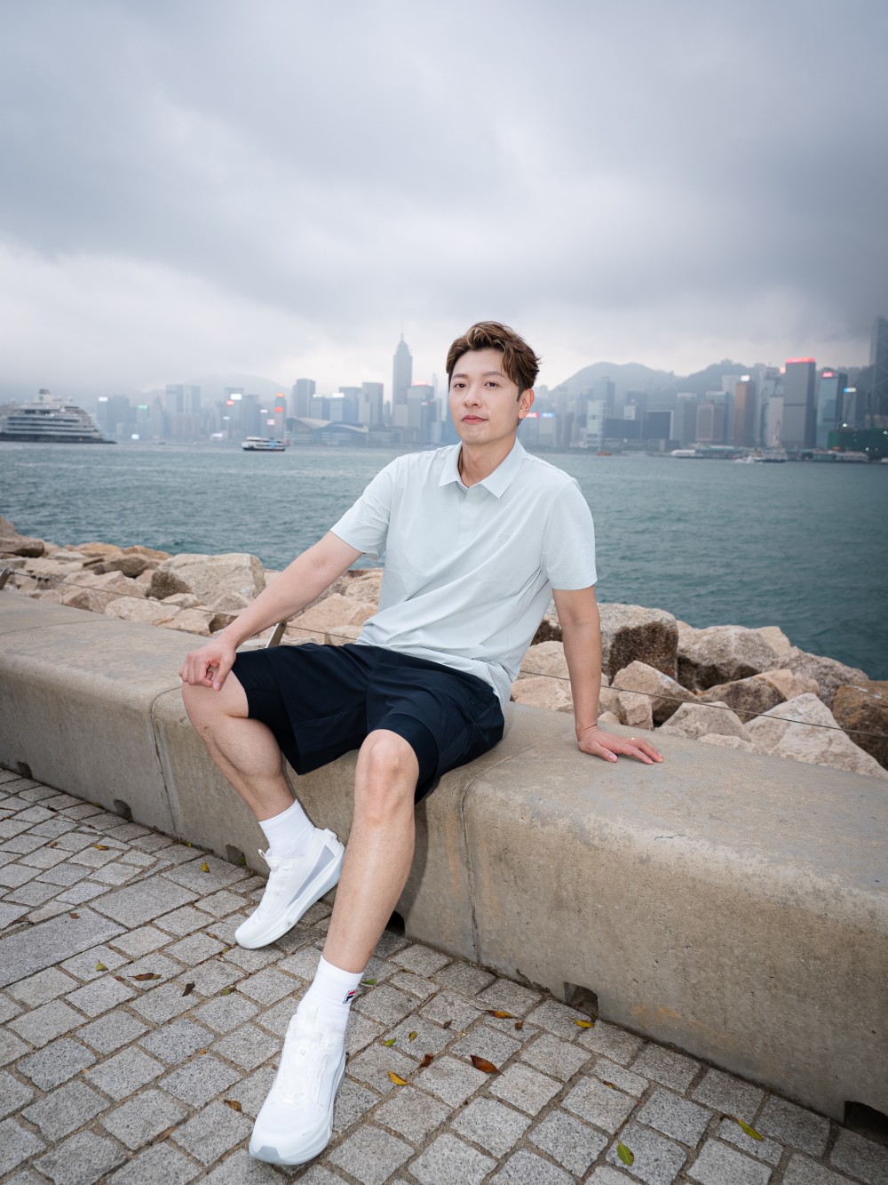 FILA AURA如何用一双鞋,定制商务精英的全场景效率-Supreme情报网