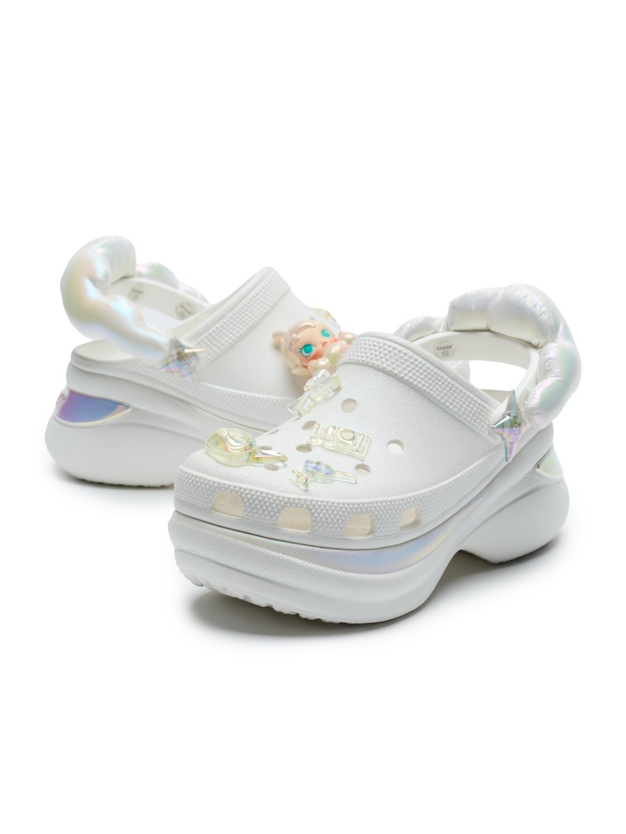 萌力官宣！Crocs｜泡泡玛特 MOLLY联名系列治愈登场，可爱从手办蔓延到脚尖-Supreme情报网