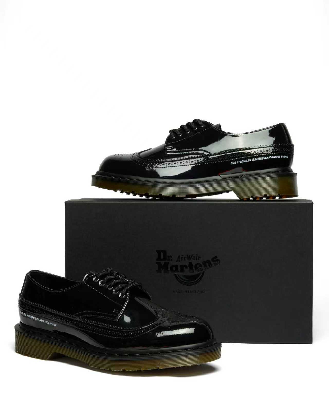 DR. MARTENS X FRAGMENT 联名系列发布：经典雕花鞋款重磅回归-Supreme情报网
