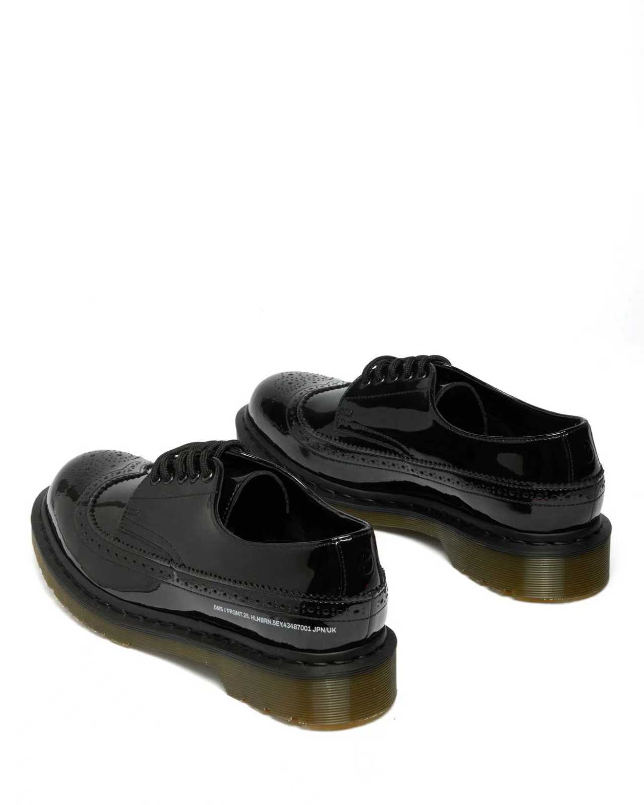 DR. MARTENS X FRAGMENT 联名系列发布：经典雕花鞋款重磅回归-Supreme情报网