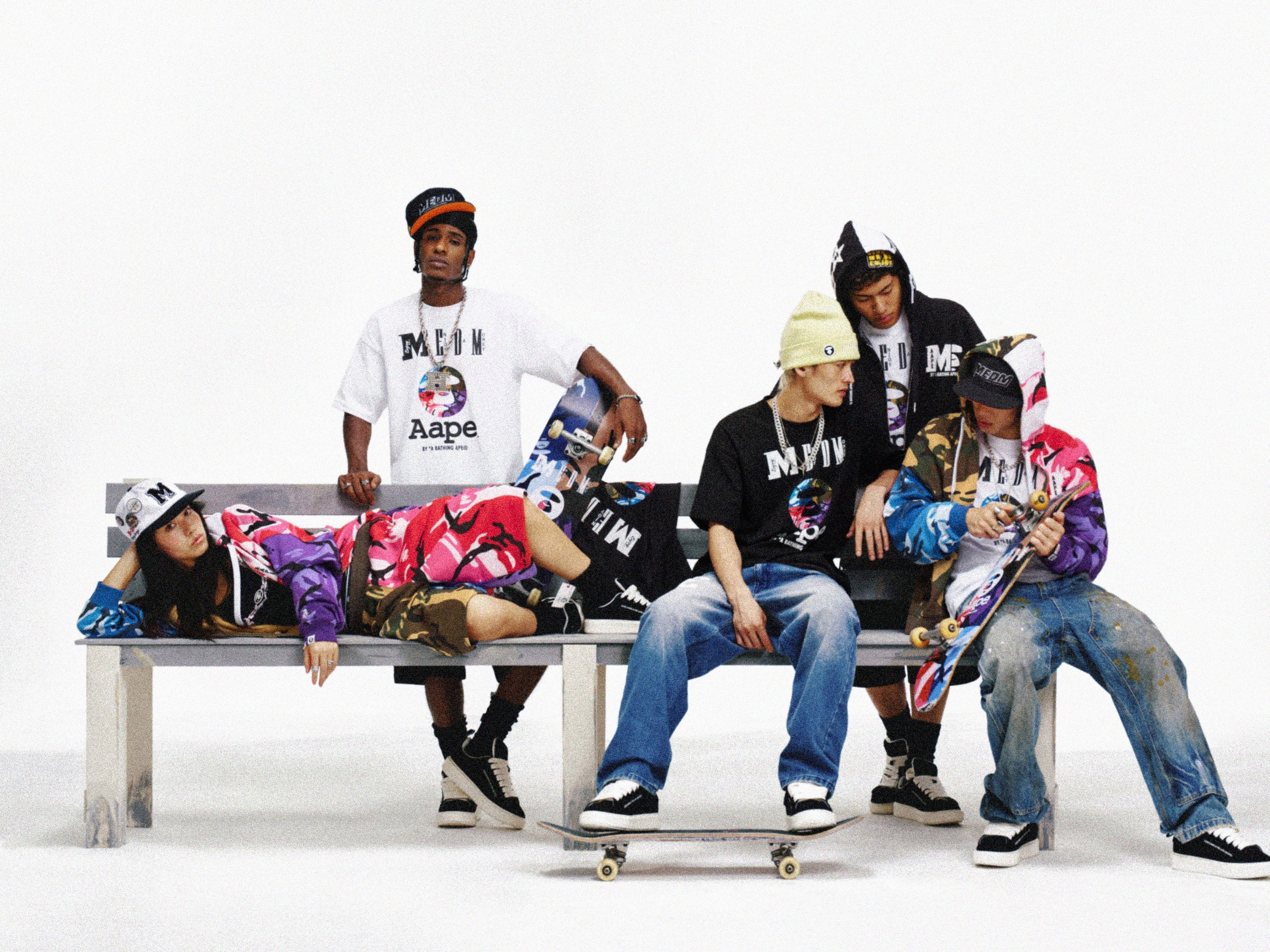 AAPE × MEDM联名系列  街头共生，潮音同频-Supreme情报网