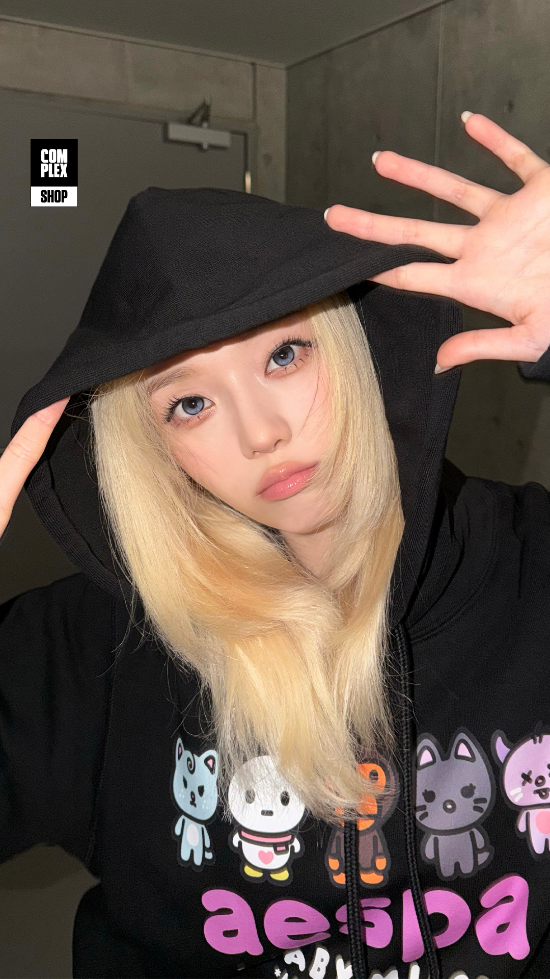 BAPE®联袂COMPLEX正式发布BAPE® × aespa联名系列-Supreme情报网